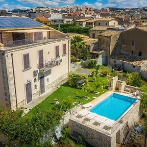 Rosaria Italia